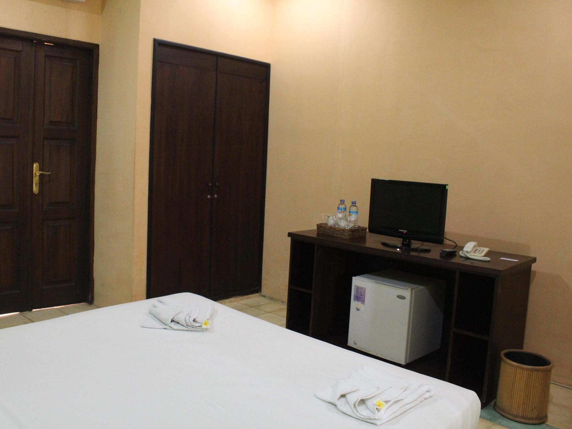 Tastura Beach Hotel Kuta  Luaran gambar