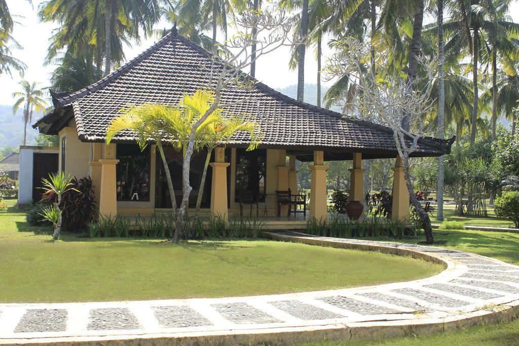 Tastura Beach Hotel Kuta  Luaran gambar